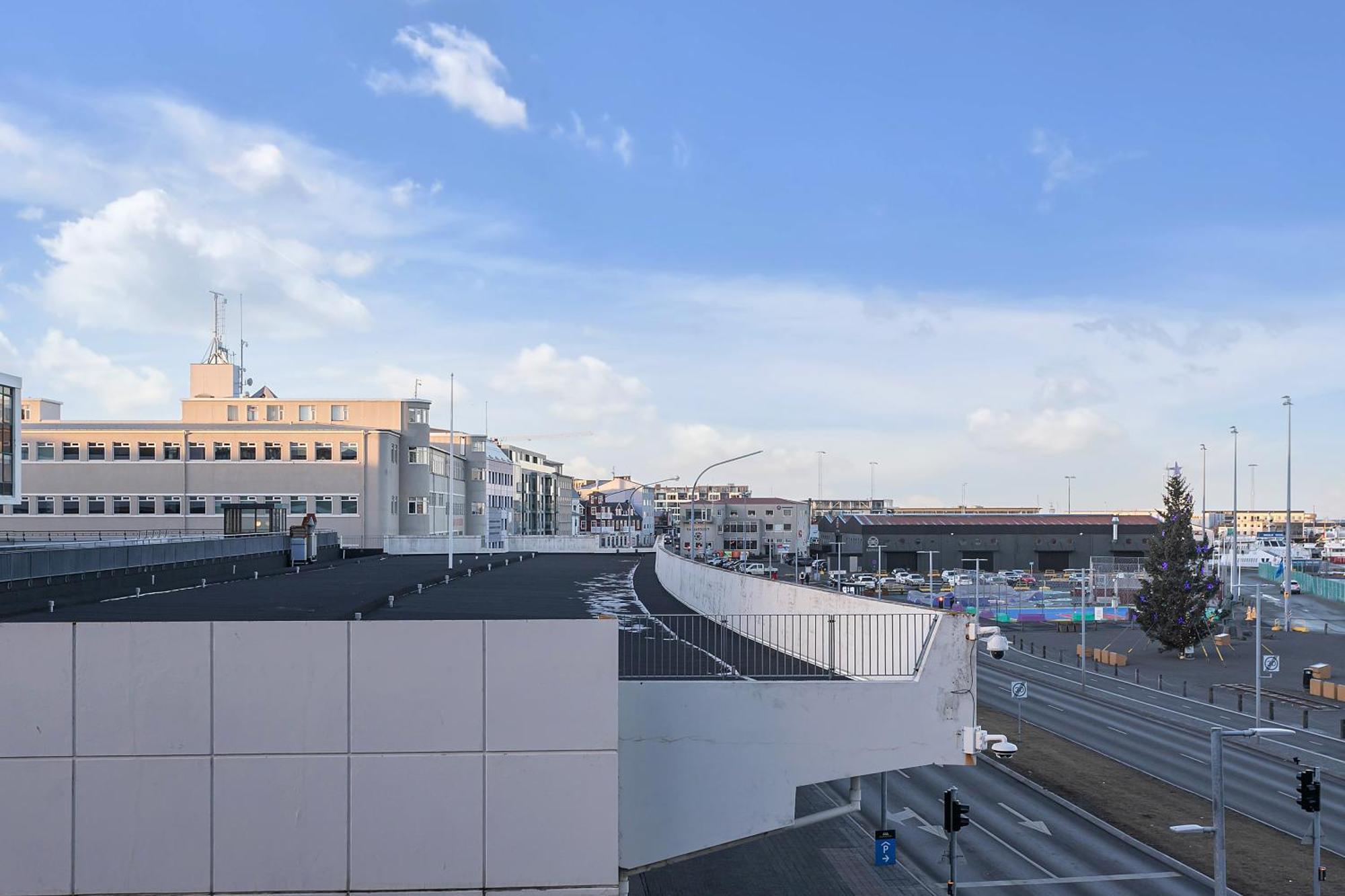 Sunny Central Reykjavik Apartment - Harbour View מראה חיצוני תמונה